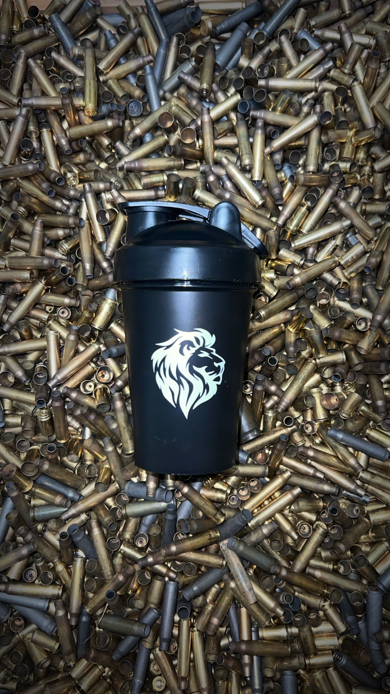 Lion Shaker Cup